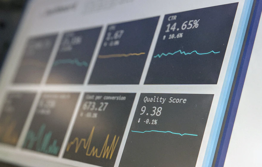 Screen showing subscription product metrics including conversion rate and quality score